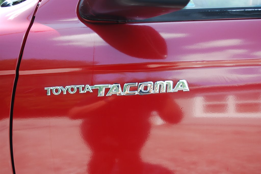 2002 Toyota Tacoma Base photo 12