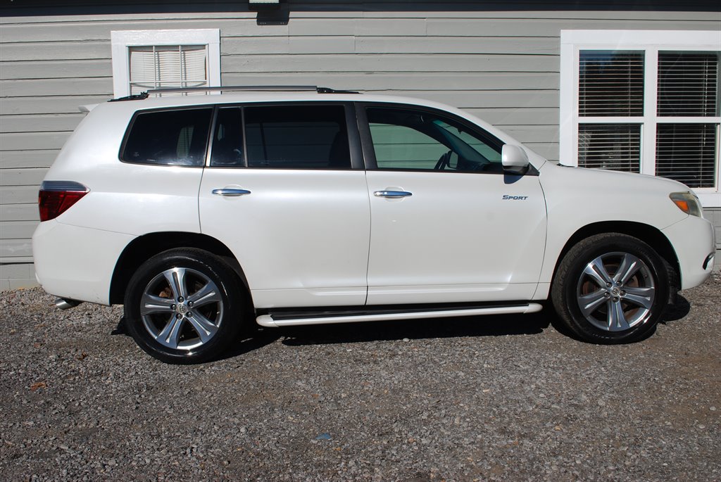 2008 Toyota Highlander Sport photo 2