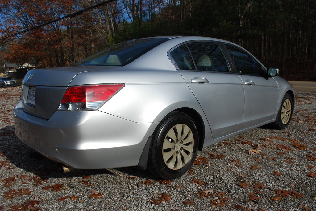 2009 Honda Accord LX photo 3