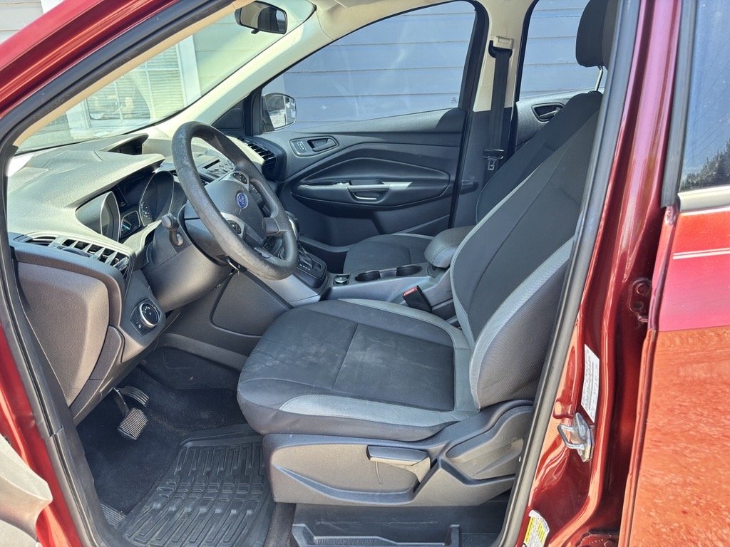 2016 Ford Escape S - Photo 20