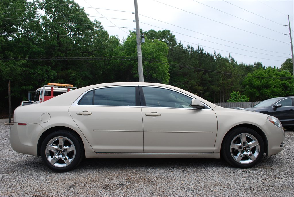 2010 Chevrolet Malibu 1LT - Photo 10