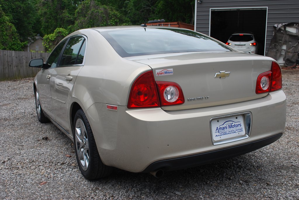 2010 Chevrolet Malibu 1LT - Photo 11