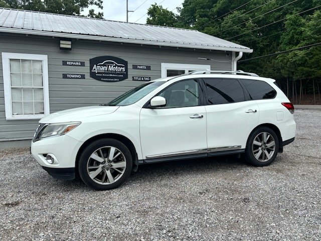 2014 Nissan Pathfinder Platinum 4WD's photo