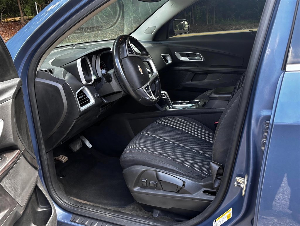 2011 Chevrolet Equinox 1LT - Photo 12
