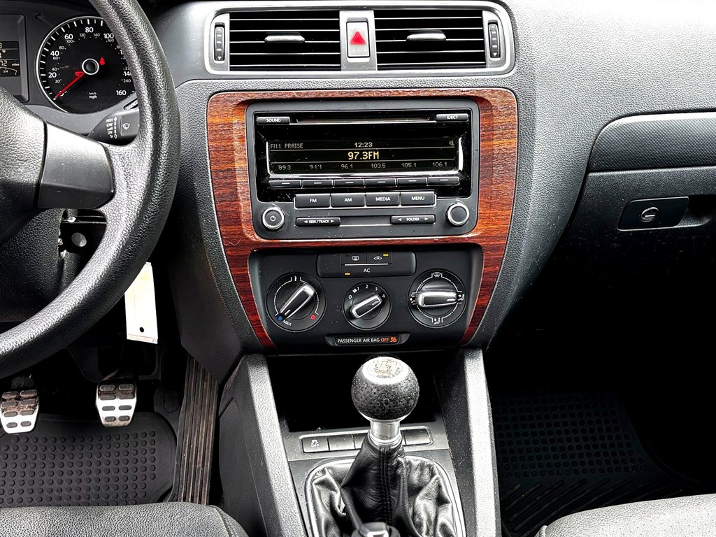 2012 Volkswagen Jetta SE - Photo 18