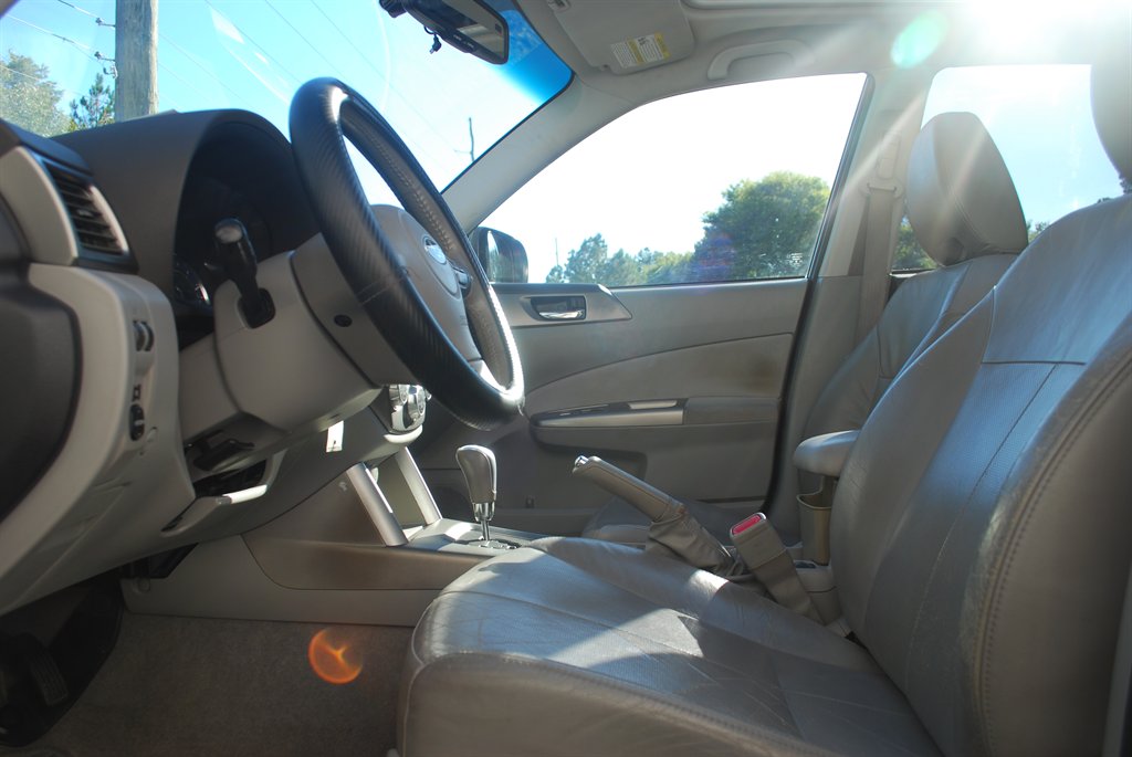 2010 Subaru Forester X Limited - Photo 19